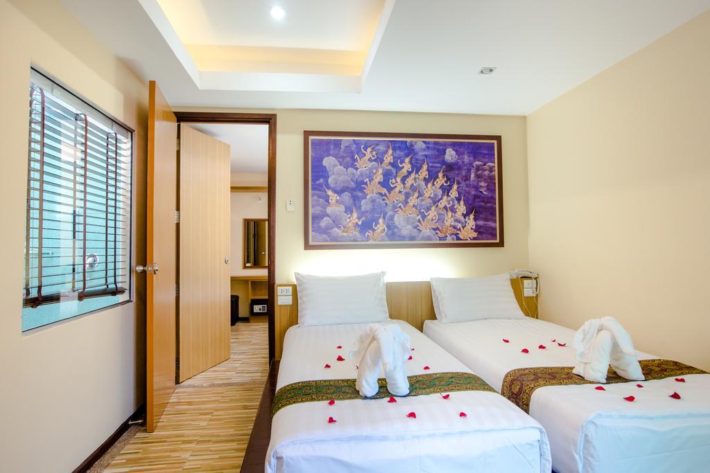Patong Landmark Hotel Habitación foto