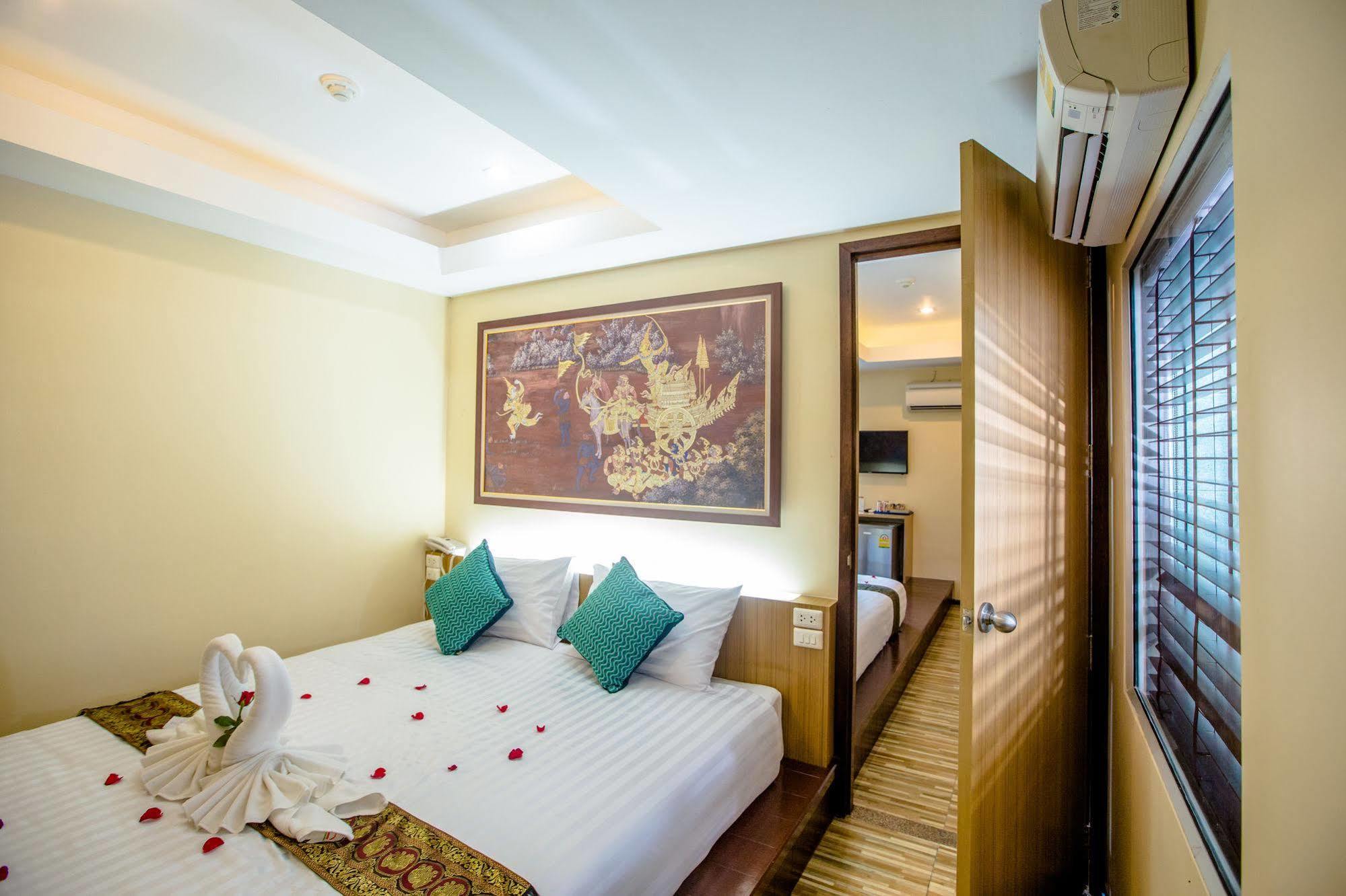 Patong Landmark Hotel Exterior foto